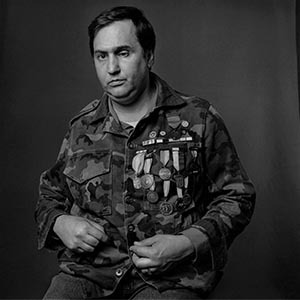 Malvinas. Retratos y paisajes de guerra. Fotografías de Juan Travnik en la Fotogalería del Teatro San Martín 2022