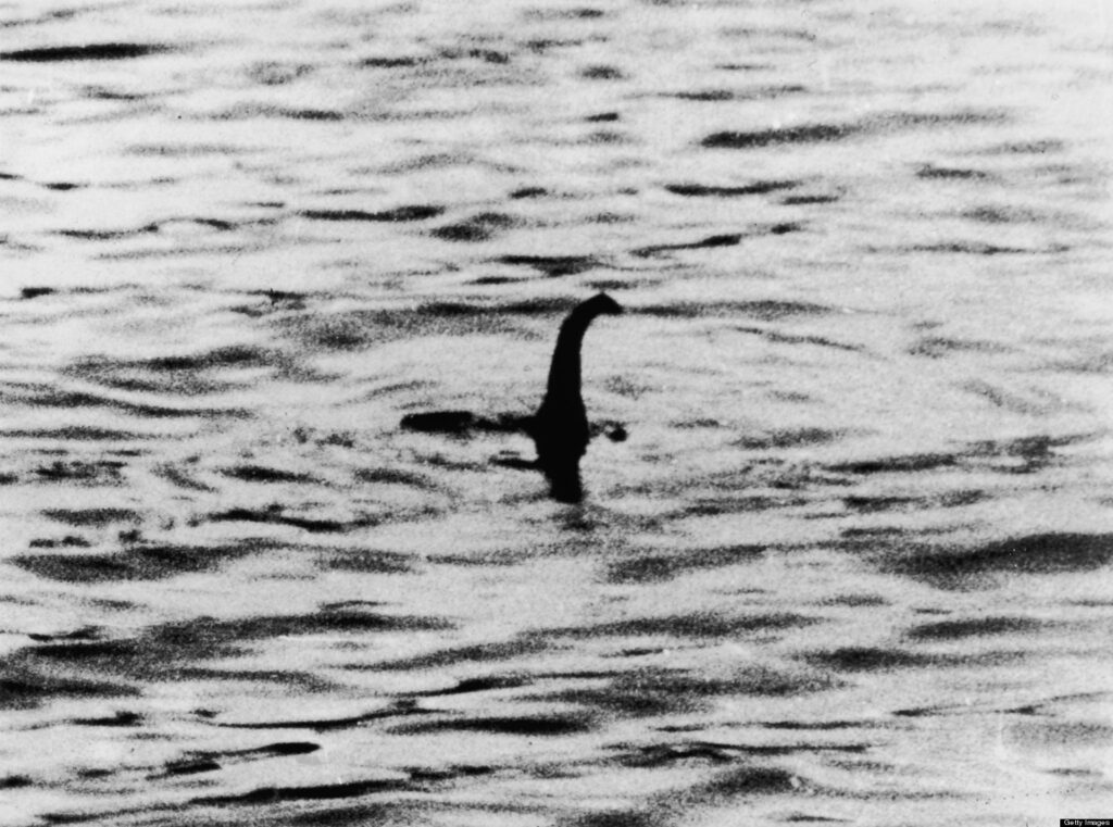 Monstruo del lago ness - Fotografía de Ian Wetherell - 1934
